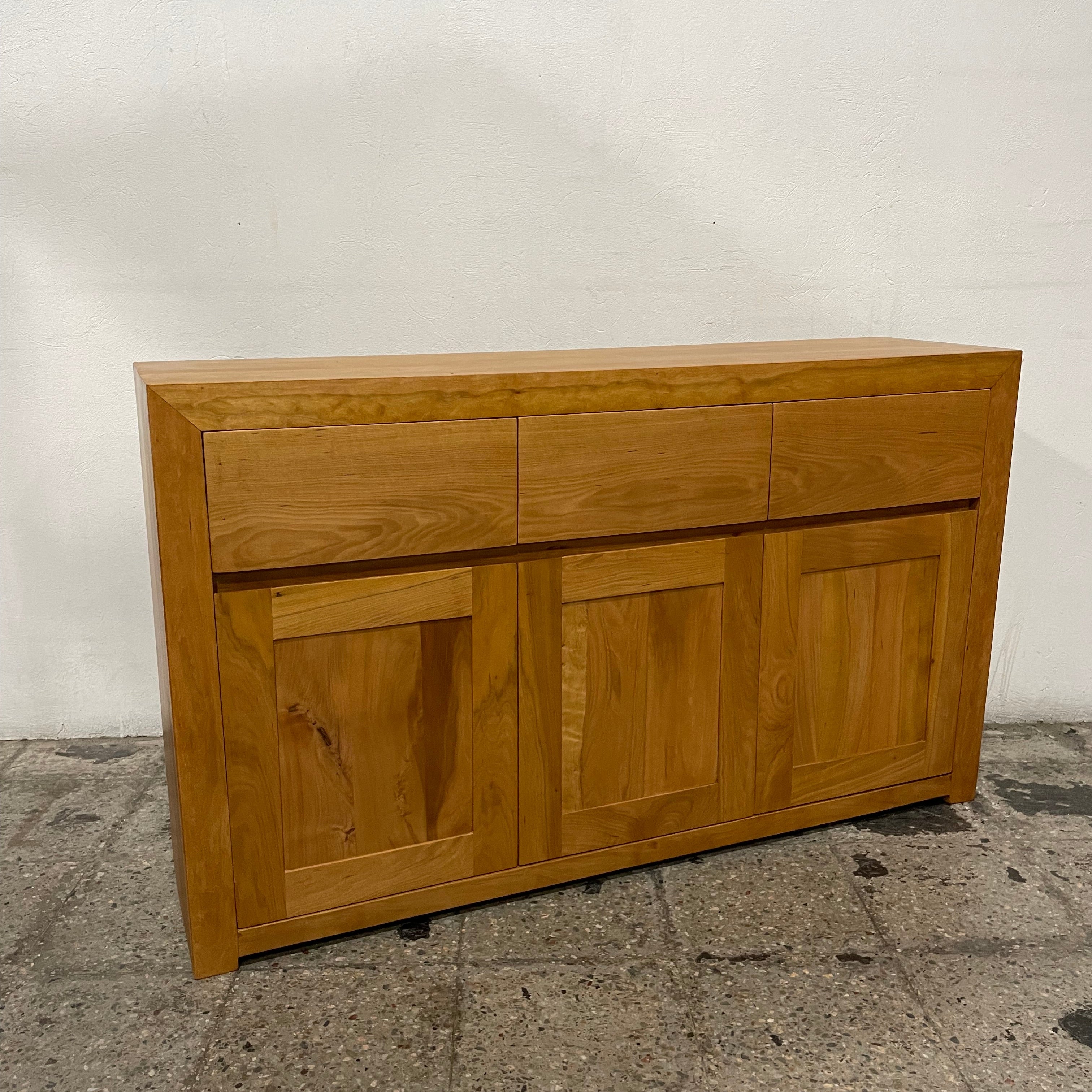 BUFFET MINIMALISTA