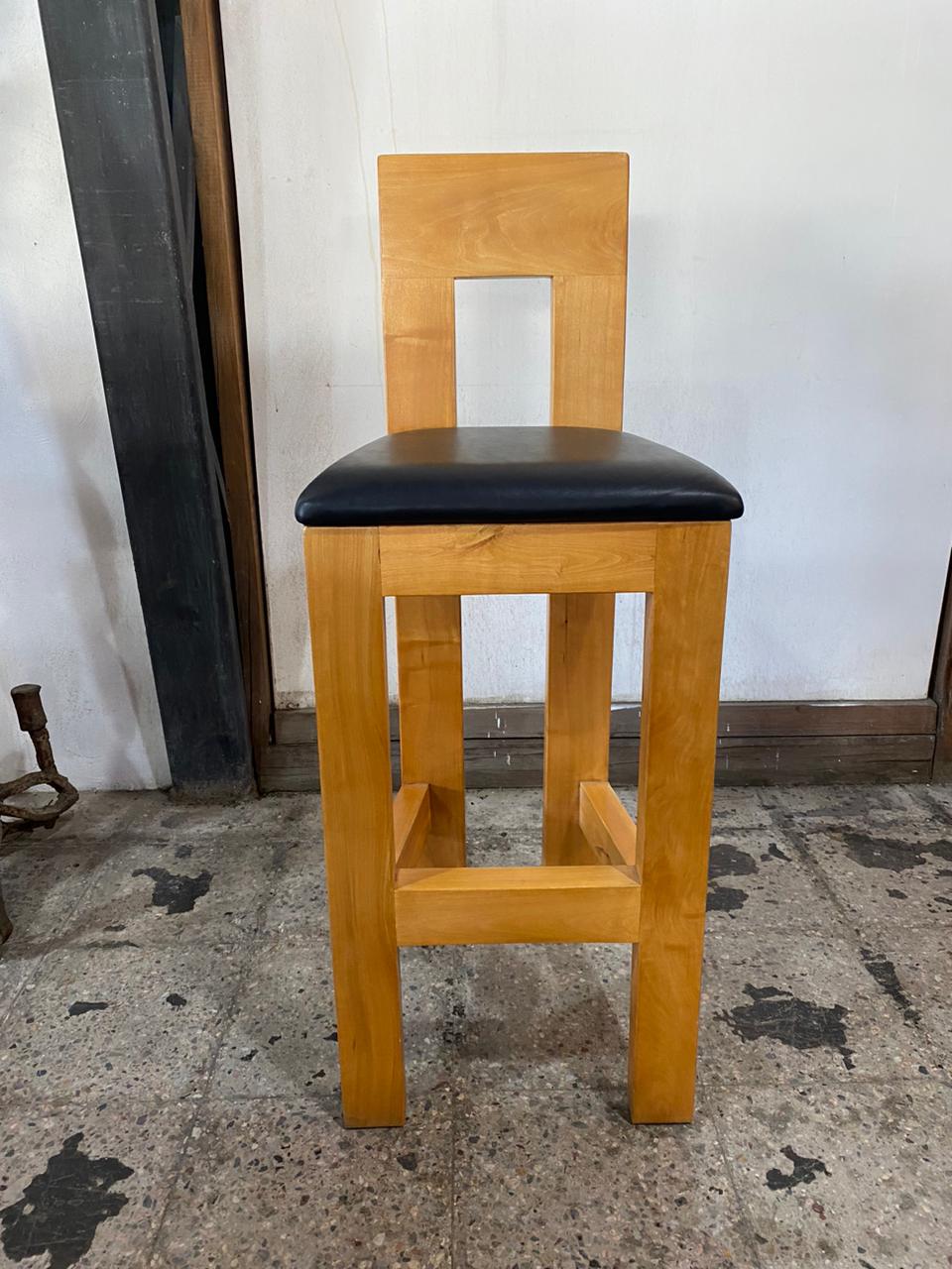 Piso Maca Cuero