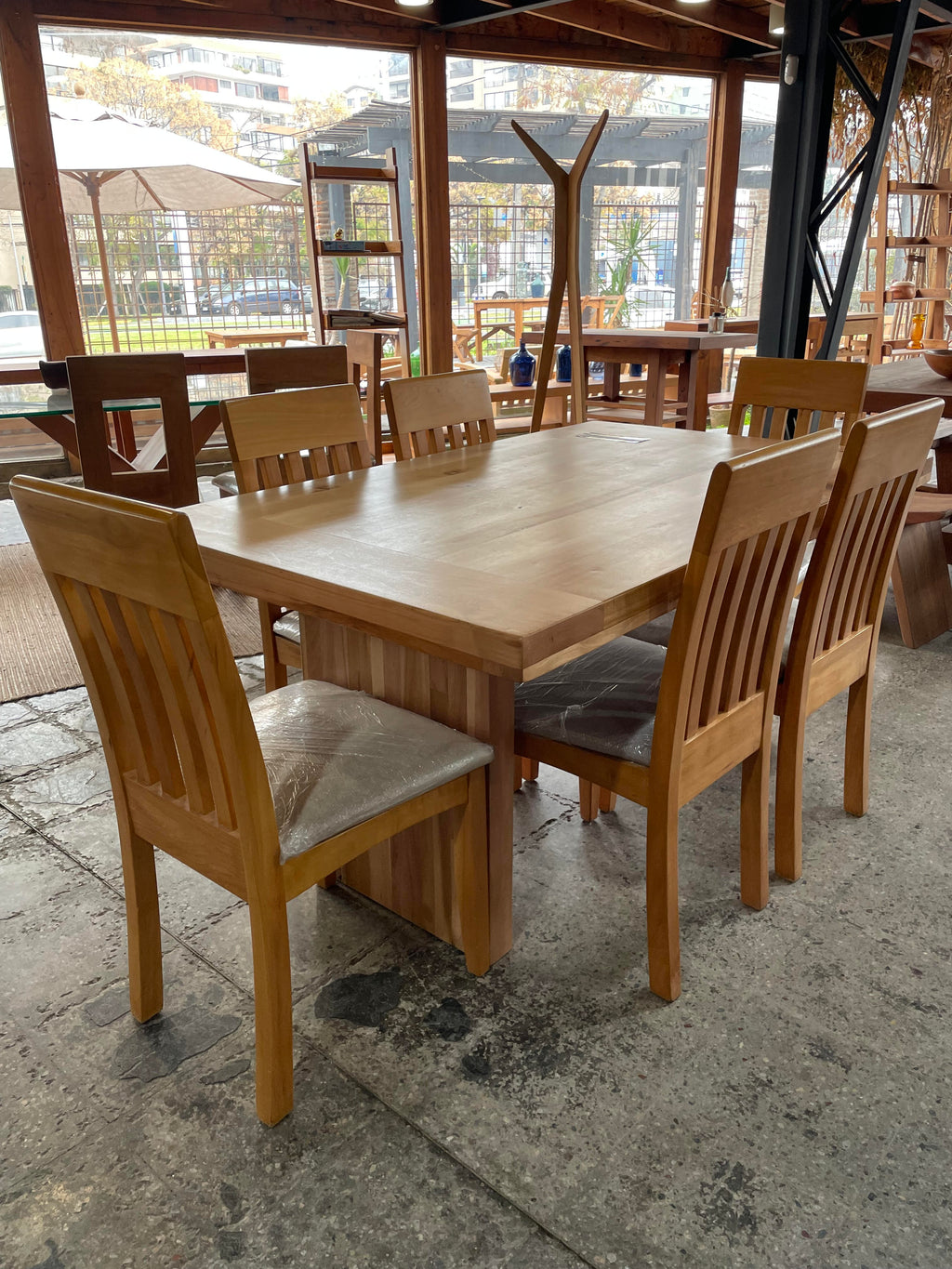COMEDOR MADERA LENGA PARA 6 PERSONAS